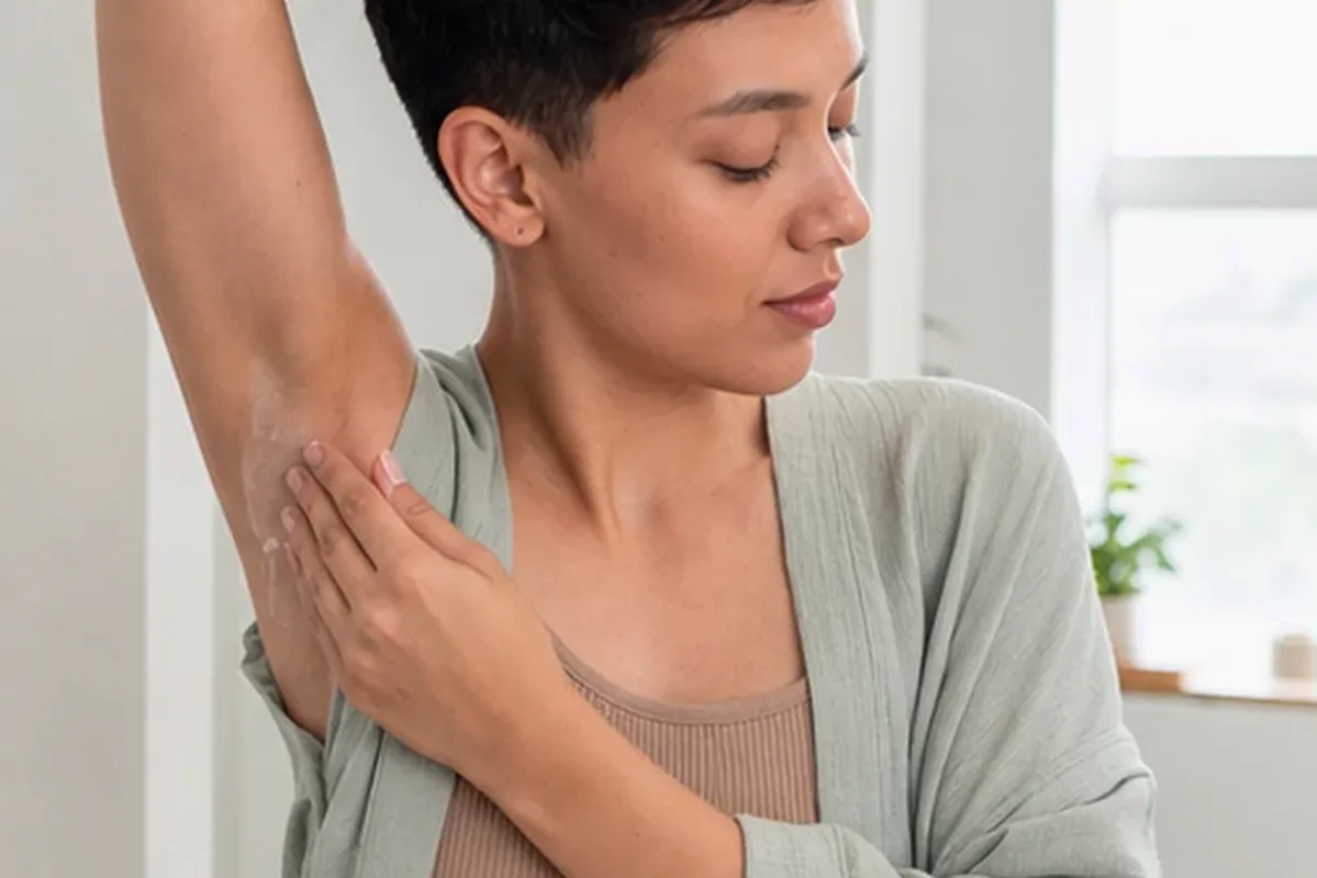 Redaktioneller Beauty-Moment zur Ausgangslage bei Rasiergel für langanhaltende Glätte