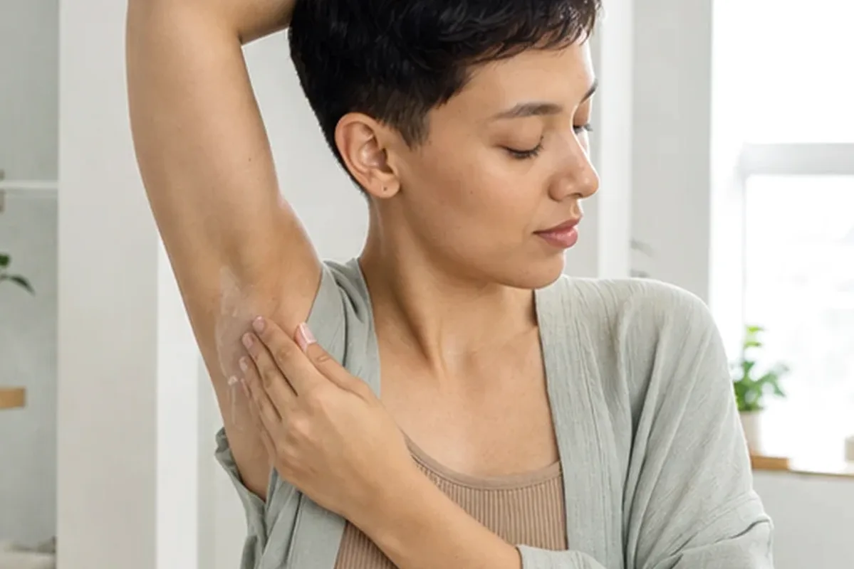 Redaktioneller Beauty-Moment zur Ausgangslage bei Bikinizonen-Trimmer für die Bikinizone