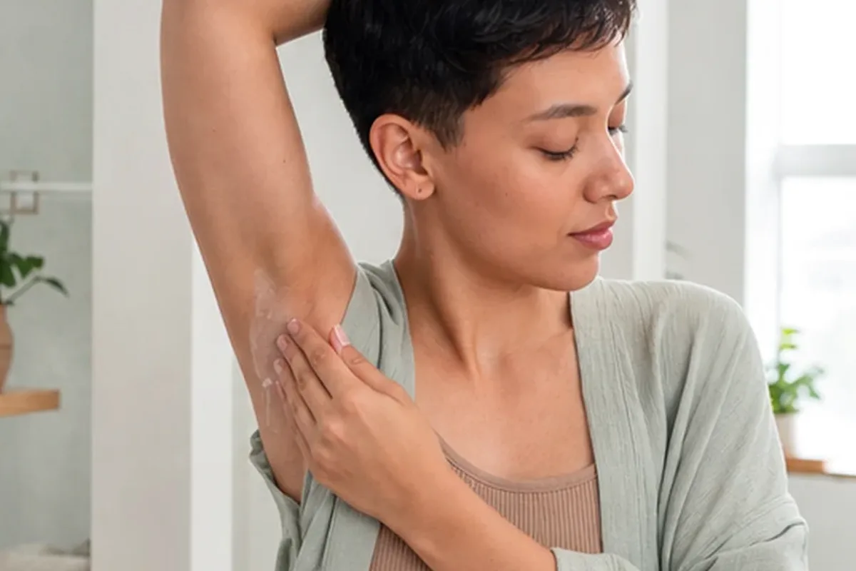 Authentische Beauty-Routine passend zum Thema Rasurbrand sanft vorbeugen