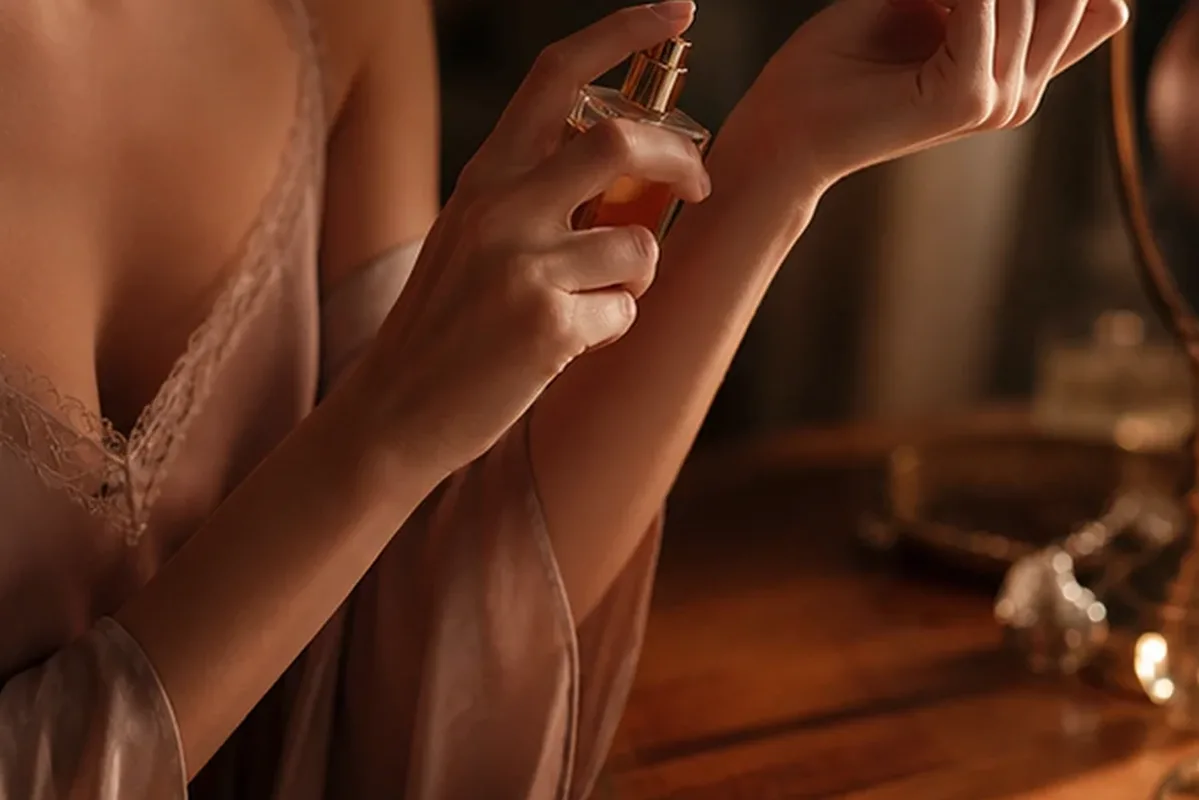 Authentische Beauty-Routine passend zum Thema deiner Suche nach Fettiger Ansatz