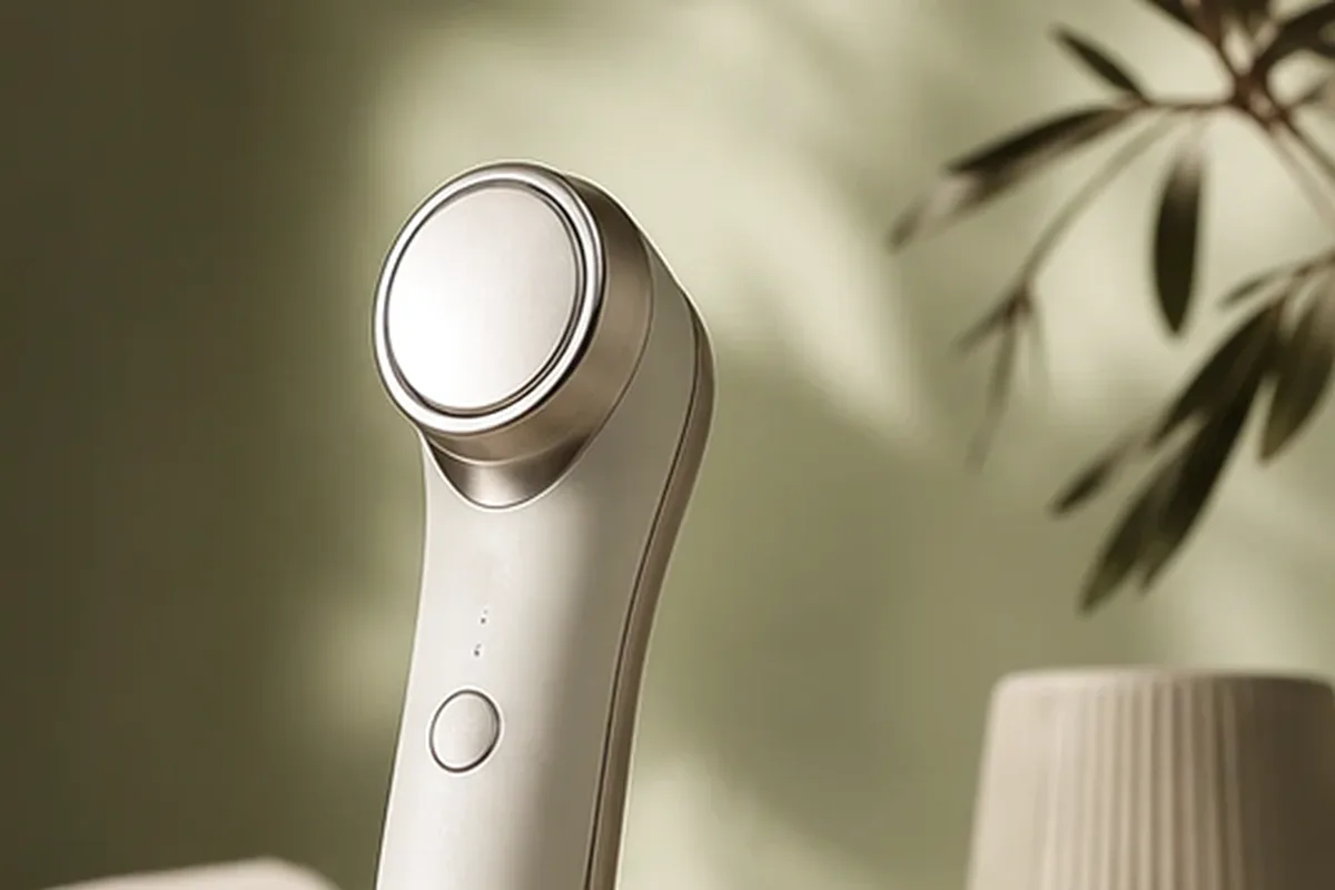 Hochwertige Beauty-Inszenierung zu Auswahlkriterien für Rasieröl für feine Haare