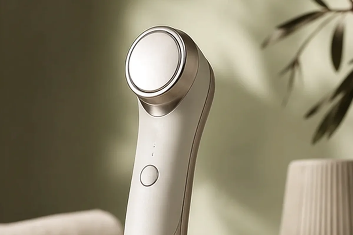 Hochwertige Beauty-Inszenierung zu Auswahlkriterien für Massagegerät bei kleinem Budget