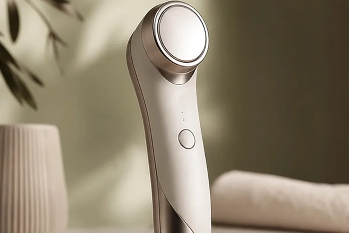Hochwertige Beauty-Inszenierung zu Auswahlkriterien für Chemisches Peeling für empfindliche Haut