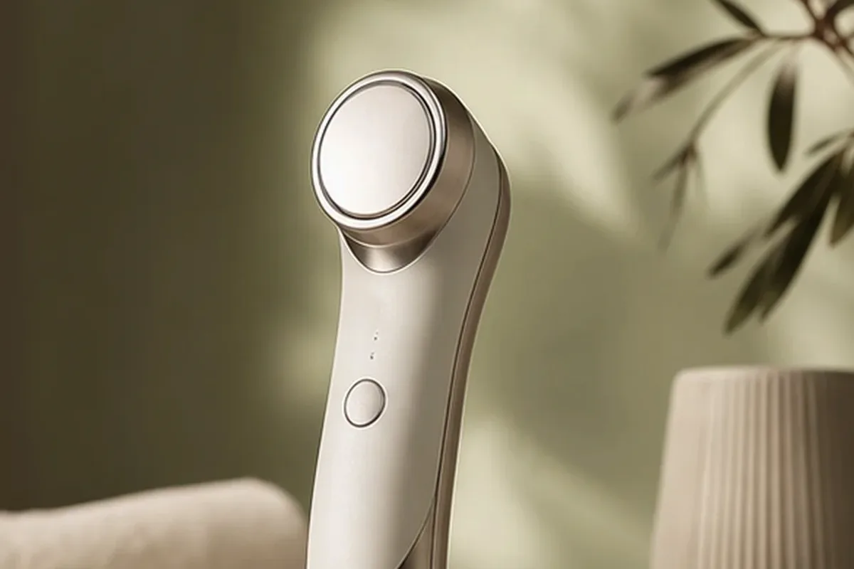 Hochwertige Beauty-Inszenierung zu Auswahlkriterien für Chemisches Peeling für unreine Haut
