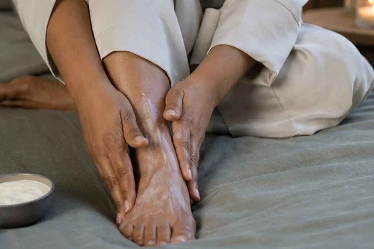 Redaktioneller Beauty-Moment zur Ausgangslage bei Sugaring-Paste für empfindliche Haut