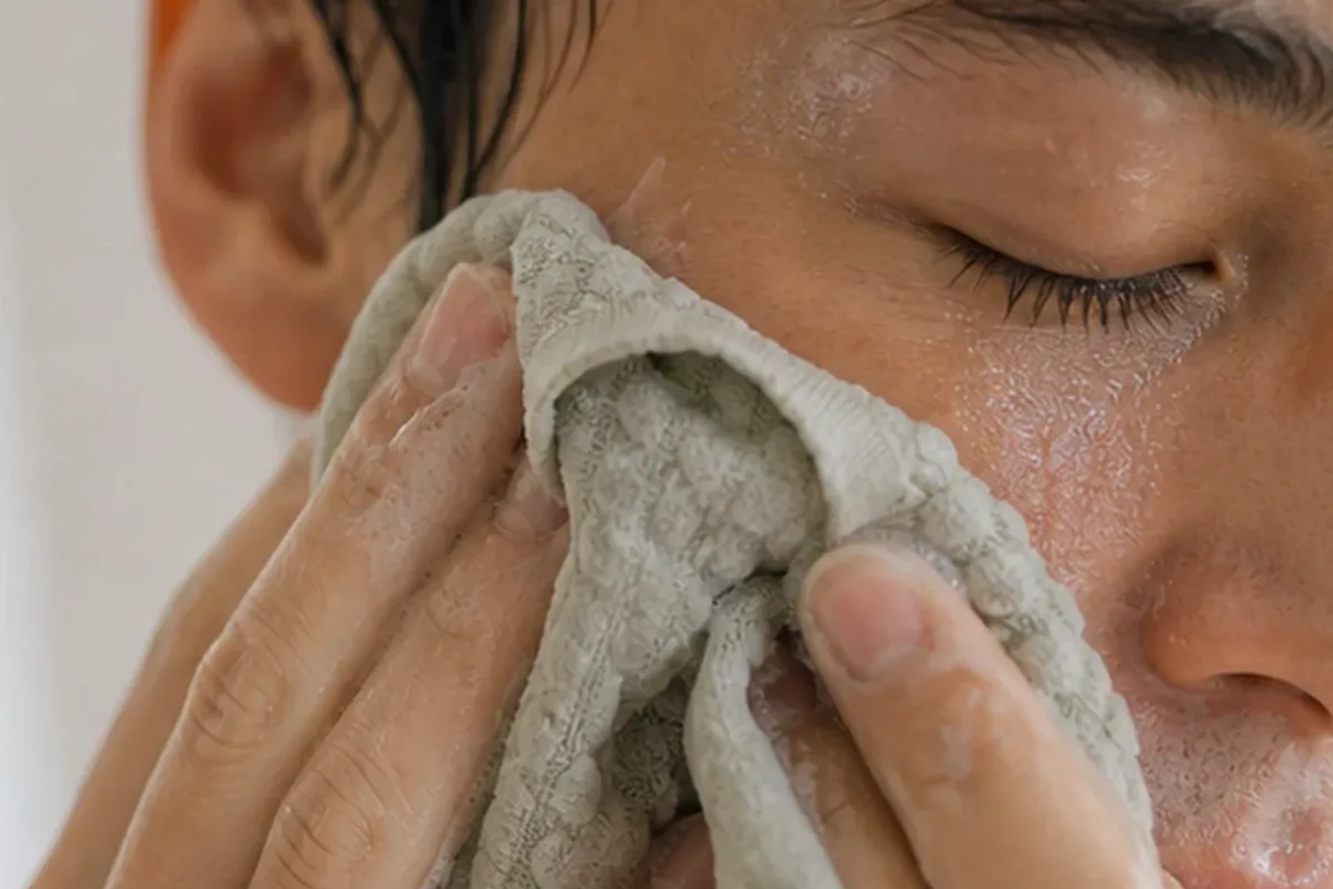 Redaktionelle Detailaufnahme zur Orientierung bei Chemisches Peeling bei Pigmentflecken