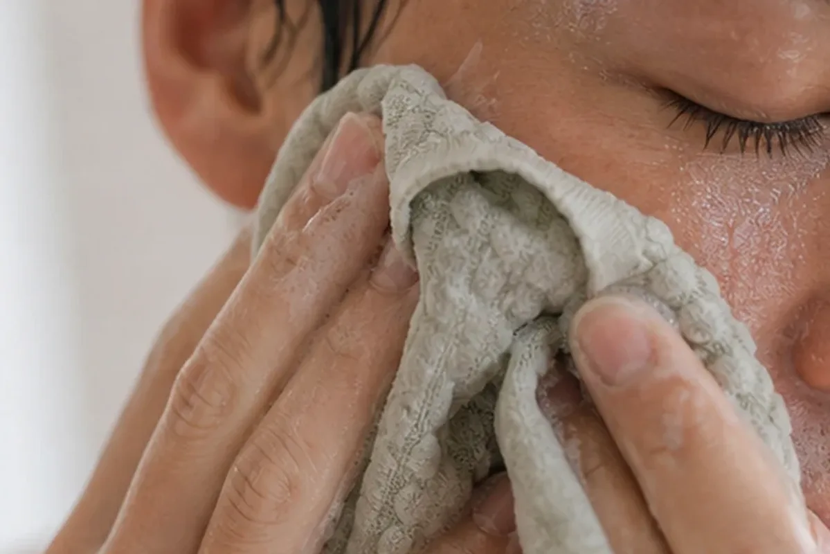 Authentische Beauty-Routine passend zum Thema Glätteisen für Anfänger