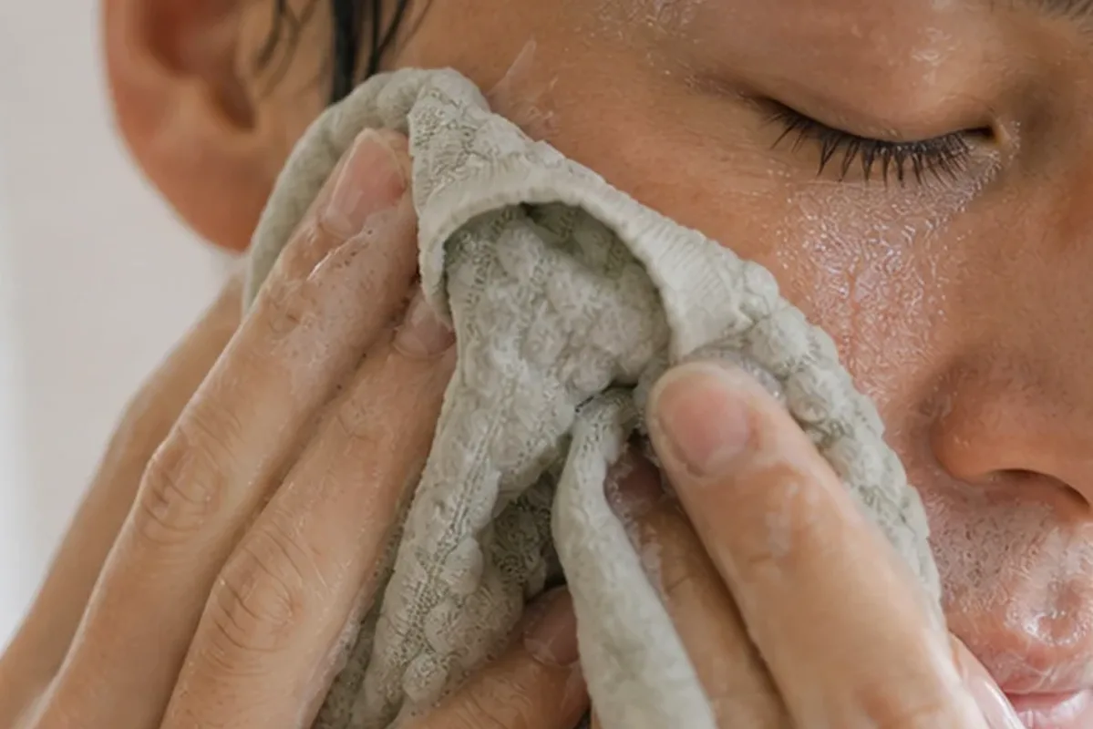 Authentische Beauty-Routine passend zum Thema Porenreiniger für empfindliche Haut
