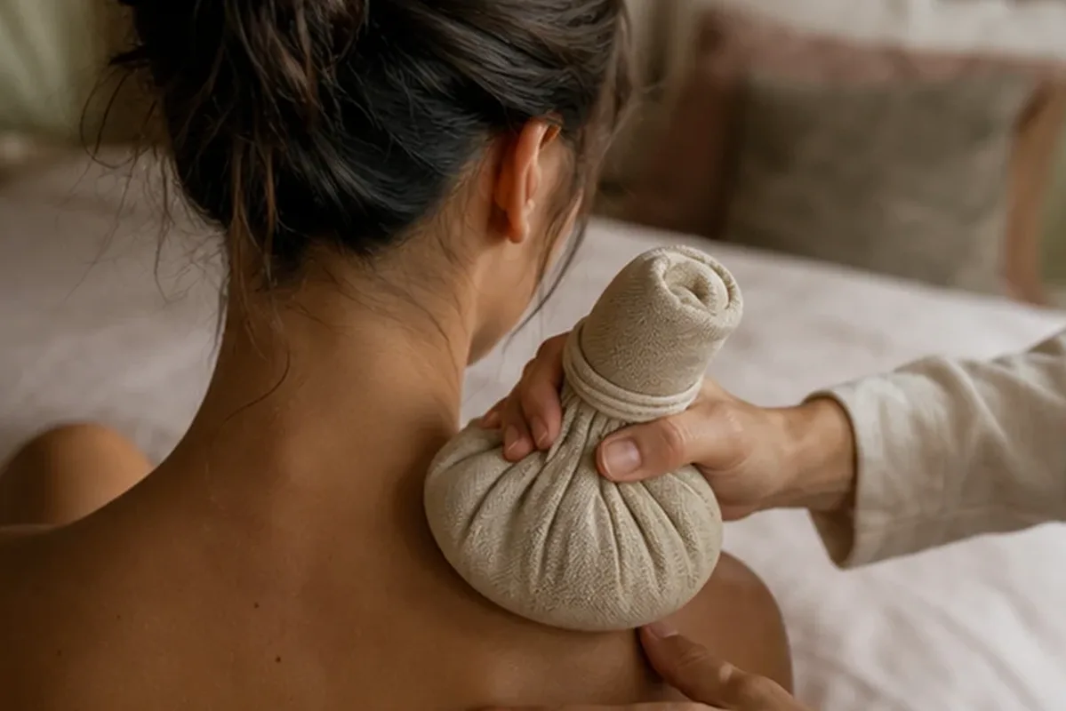 Hochwertige Beauty-Inszenierung zu Auswahlkriterien für Hautbarriere-Pflege für trockene Haut