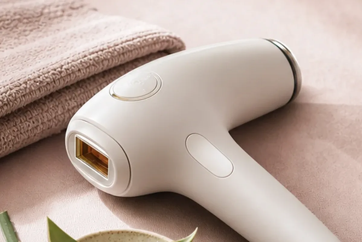 Hochwertige Beauty-Inszenierung zu Auswahlkriterien für Body-Trimmer bei Rasurbrand
