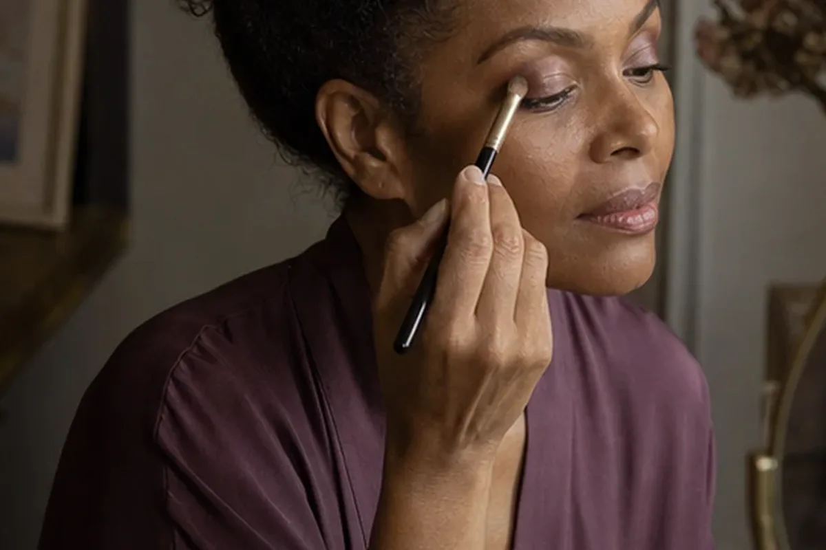 Redaktionelle Detailaufnahme zur Orientierung bei Primer für einen natürlichen Look