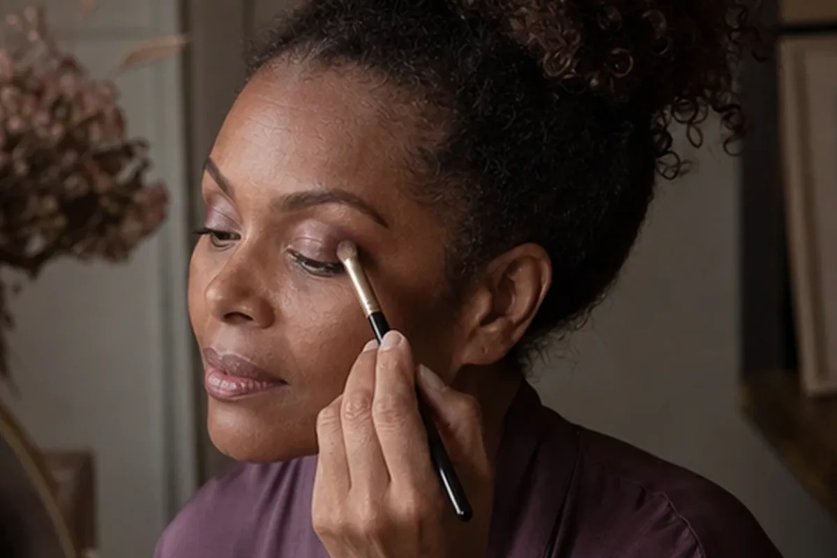 Redaktioneller Beauty-Moment zur Ausgangslage bei Concealer für trockene Haut