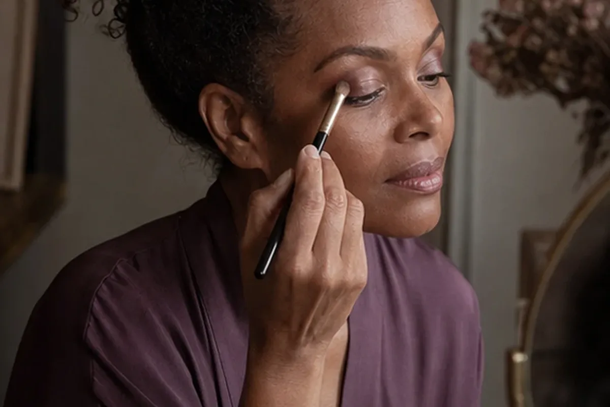 Redaktionelle Detailaufnahme zur Orientierung bei Concealer für langen Halt