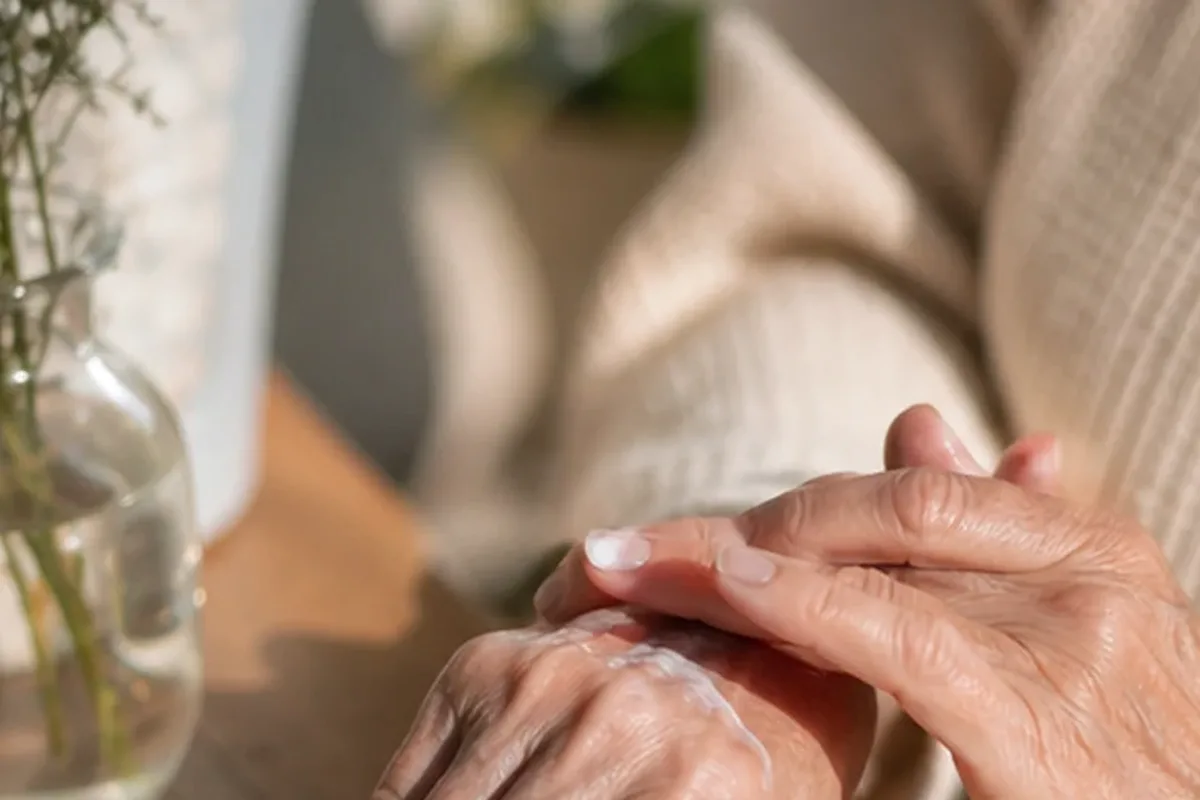 Hochwertige Beauty-Inszenierung zu Auswahlkriterien für Handpflege