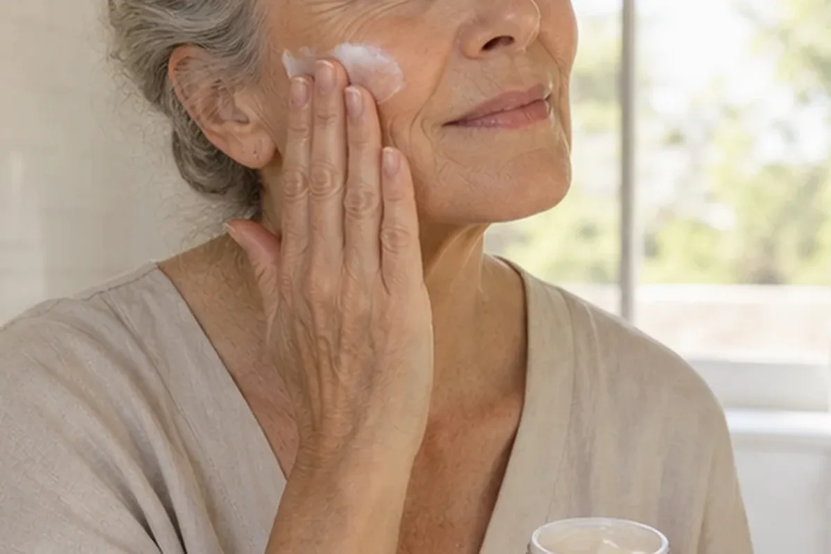 Authentische Beauty-Routine passend zum Thema Chemisches Peeling bei Rötungen
