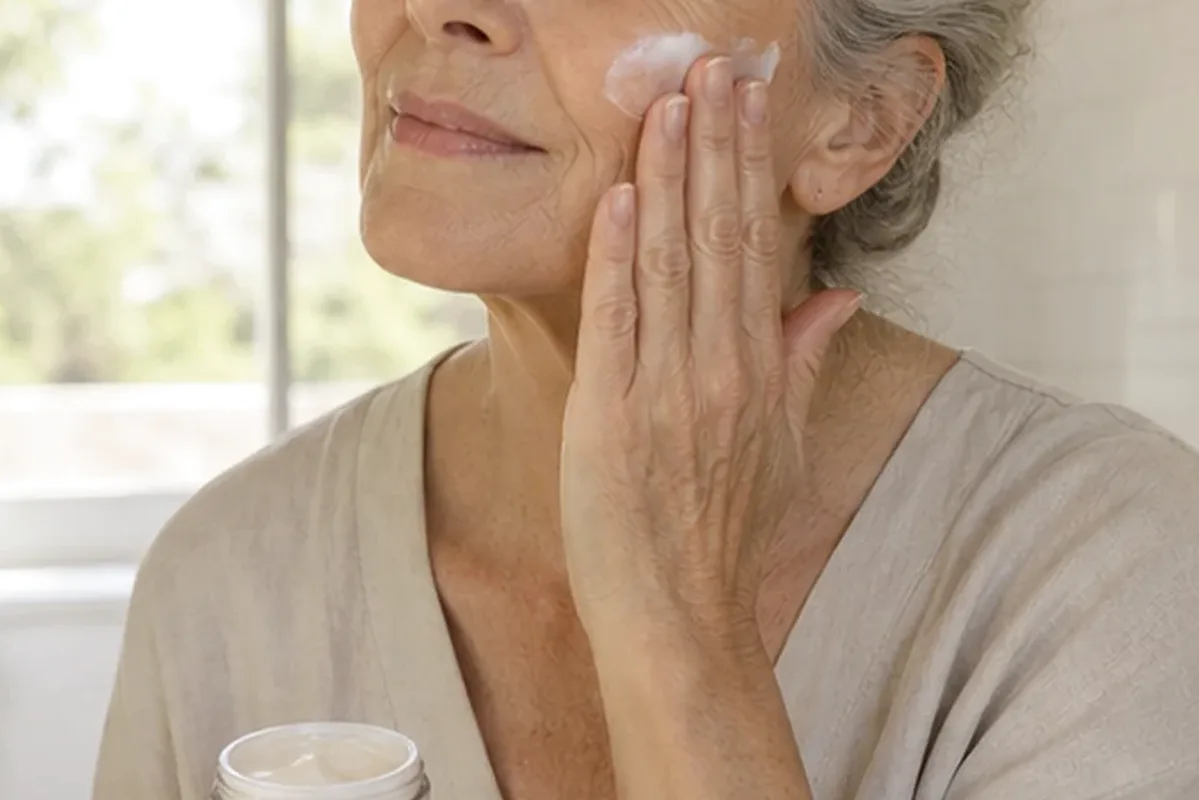 Redaktioneller Beauty-Moment zur Ausgangslage bei Chemisches Peeling für trockene Haut