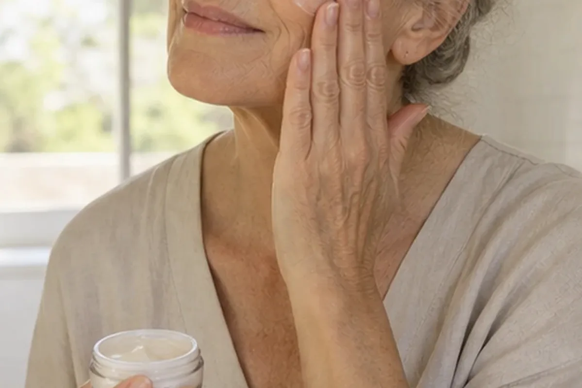 Authentische Beauty-Routine passend zum Thema Bronzer für ölige Haut