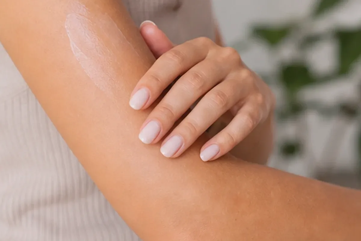 Redaktioneller Beauty-Moment zur Ausgangslage bei Gesichtsrasierer für eine schnelle Anwendung