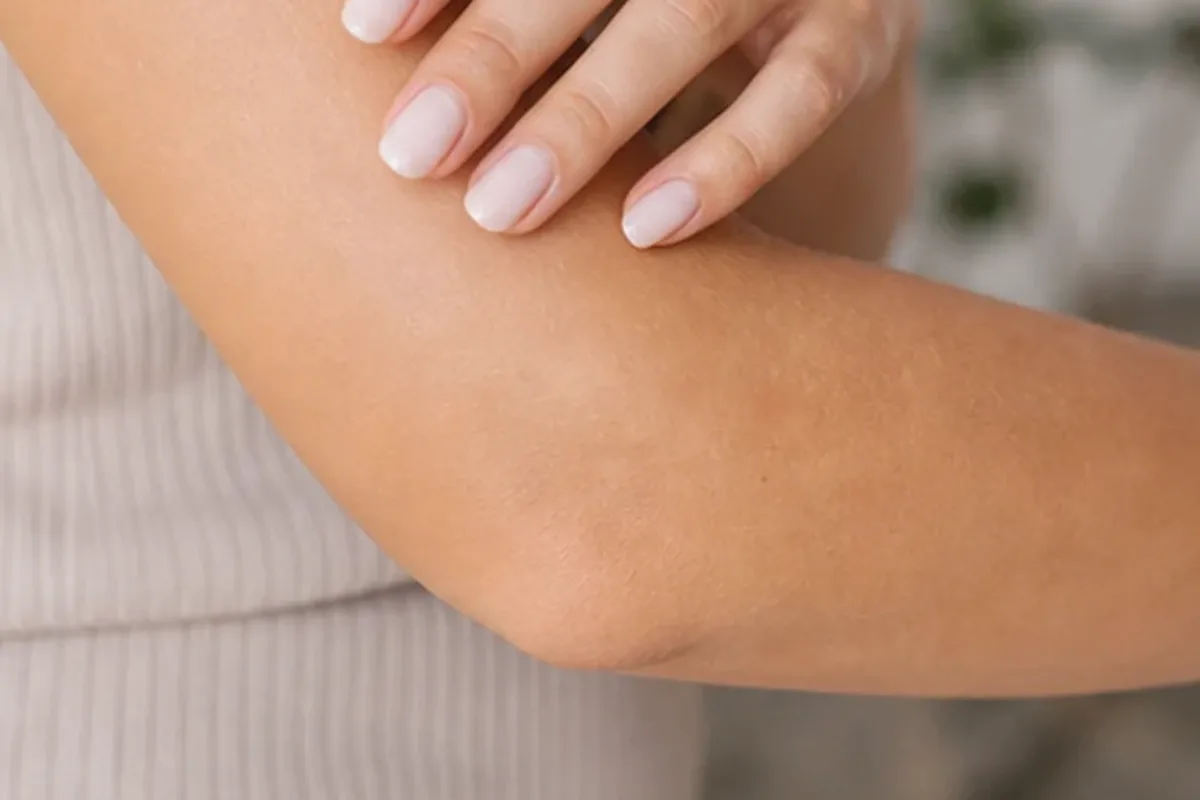 Redaktionelle Detailaufnahme zur Orientierung bei Body-Trimmer bei eingewachsenen Haaren