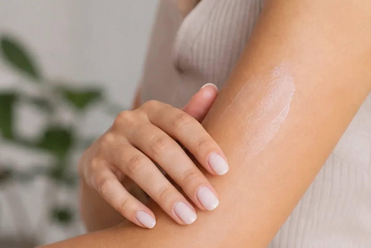 Redaktionelle Detailaufnahme zur Orientierung bei Nagelöl für raue Haut