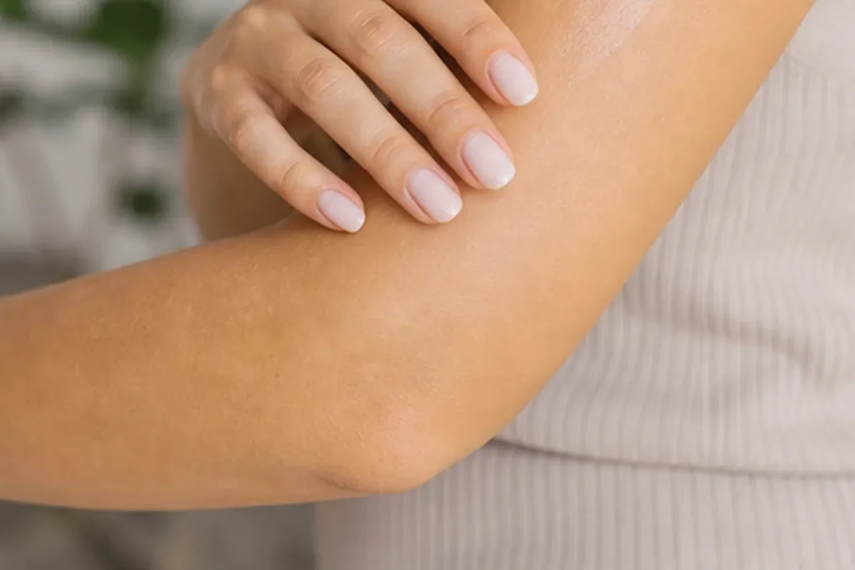 Hochwertige Beauty-Inszenierung zu Auswahlkriterien für Duschgel für beanspruchte Hände
