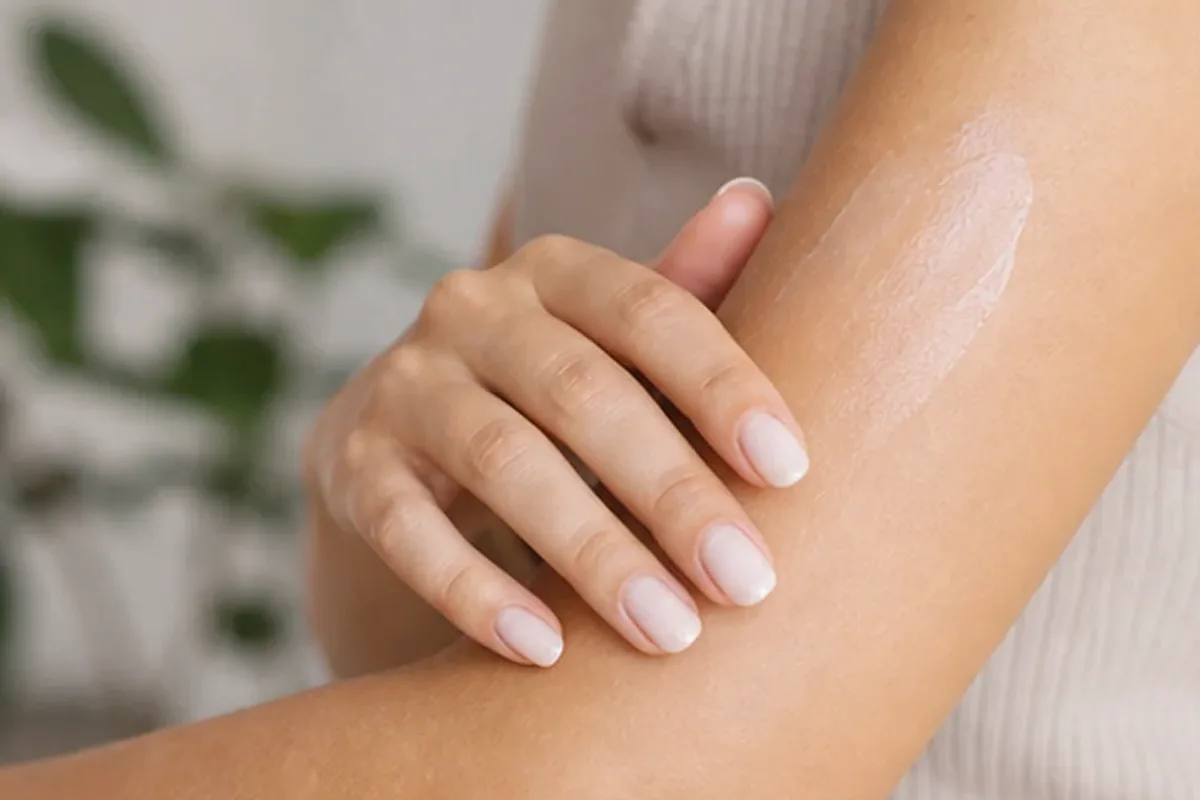 Authentischer Wohlfühlmoment passend zum Beauty-Thema Epilierer für eine schnelle Anwendung