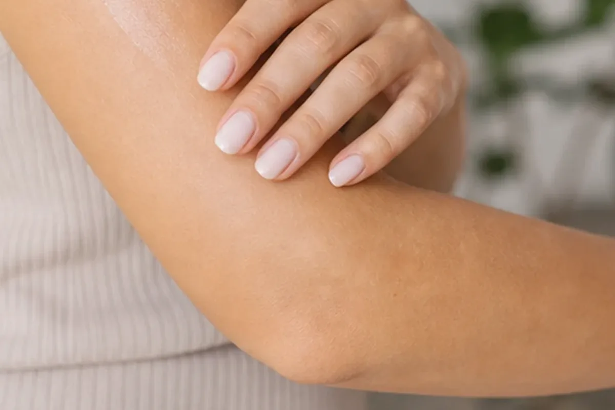 Hochwertige Beauty-Inszenierung zu Auswahlkriterien für Duschöl für trockene Haut