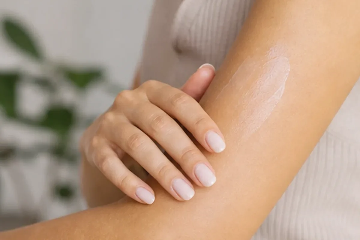 Hochwertige Beauty-Inszenierung zu Auswahlkriterien für Bikinizonen-Trimmer für empfindliche Haut