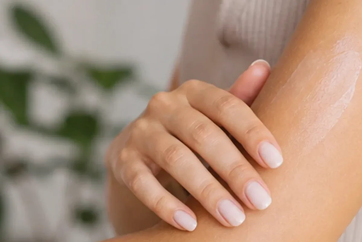 Hochwertige Beauty-Inszenierung zu Auswahlkriterien für Rasiergel für empfindliche Haut