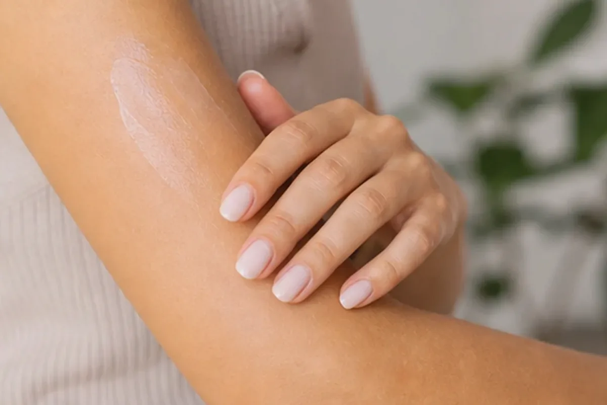 Authentische Beauty-Routine passend zum Thema Epilierer für die Bikinizone