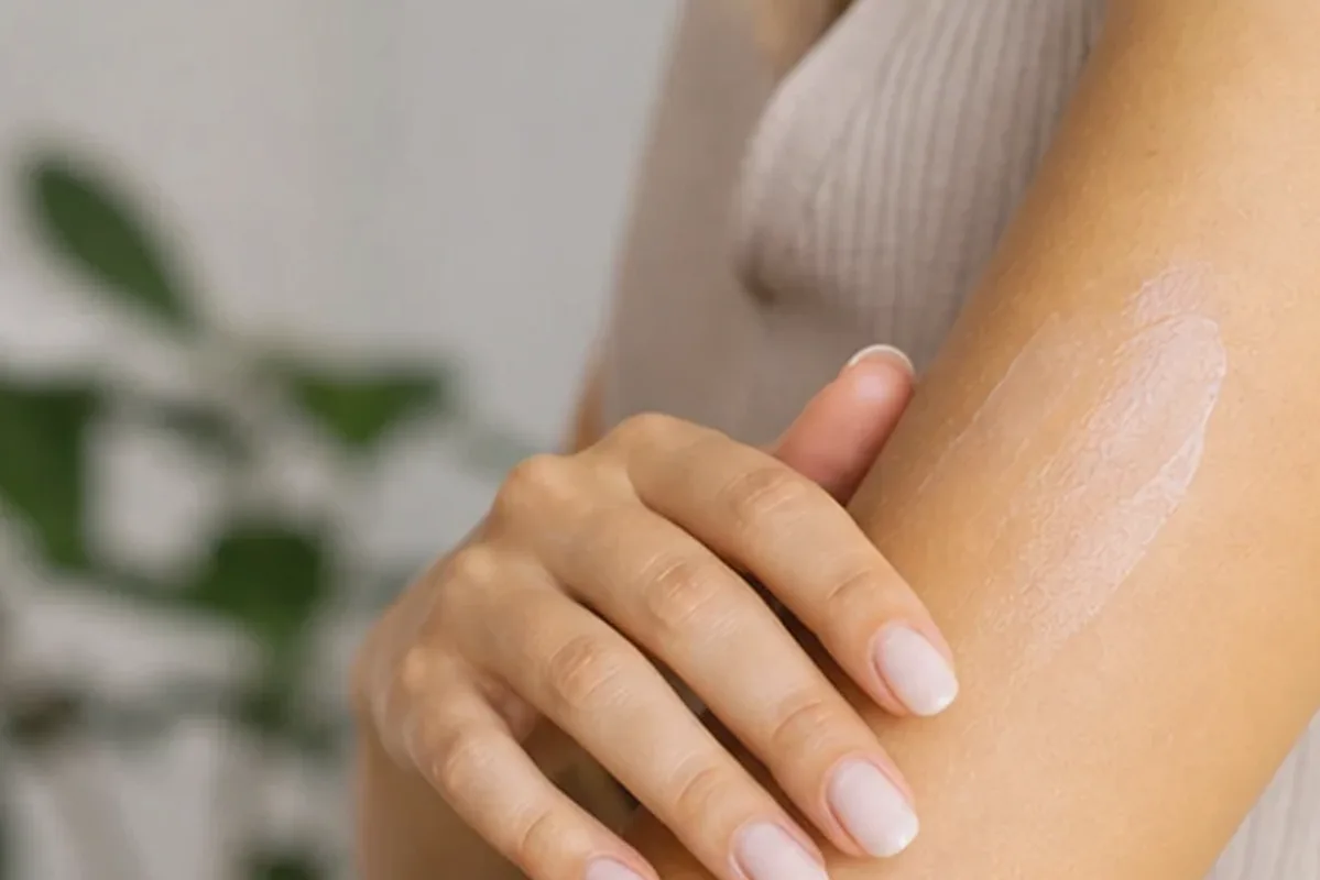 Hochwertige Beauty-Inszenierung zu Auswahlkriterien für Fußcreme für trockene Haut