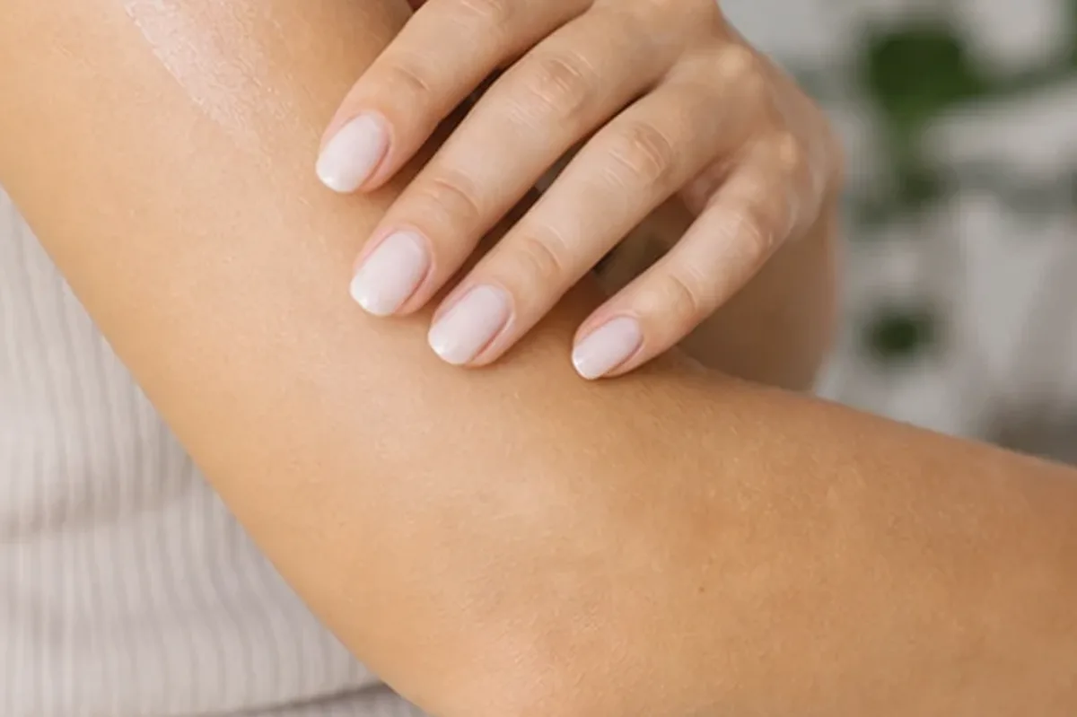 Redaktionelle Detailaufnahme zur Orientierung bei Bikinizonen-Trimmer für feine Haare