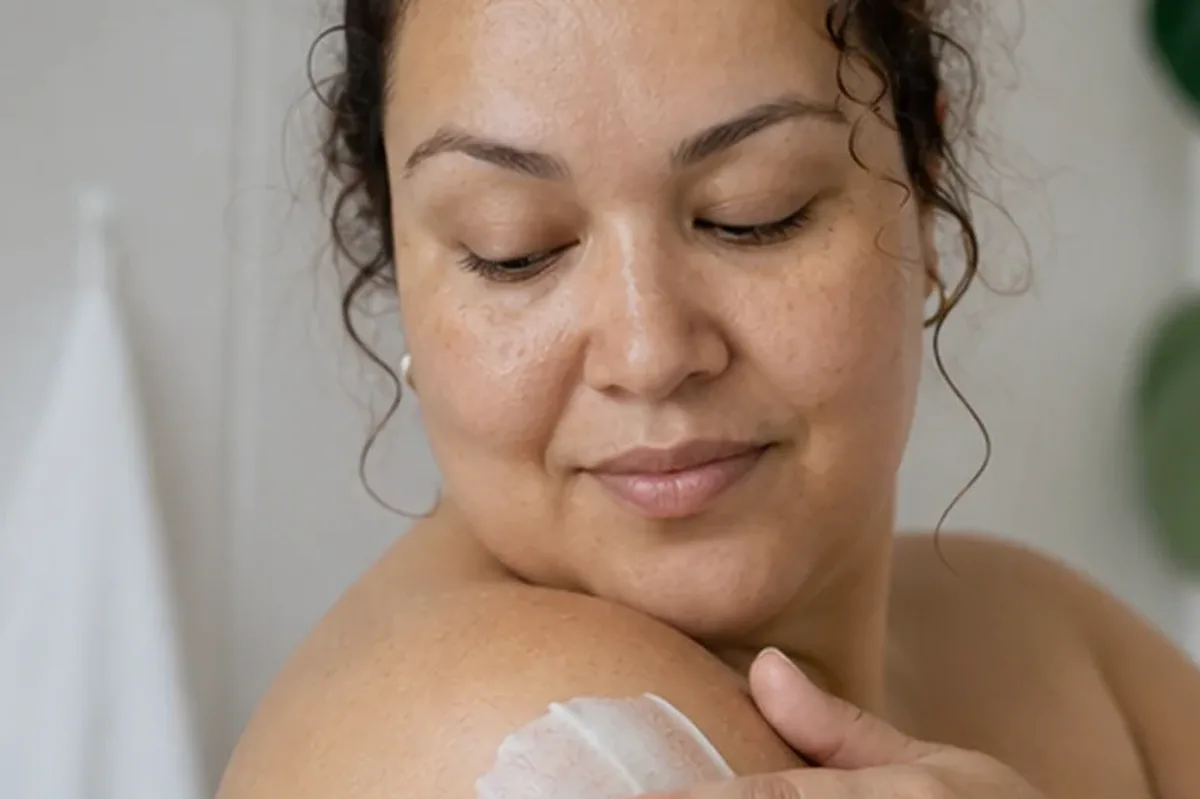 Redaktionelle Detailaufnahme zur Orientierung bei Nagelöl für raue Haut