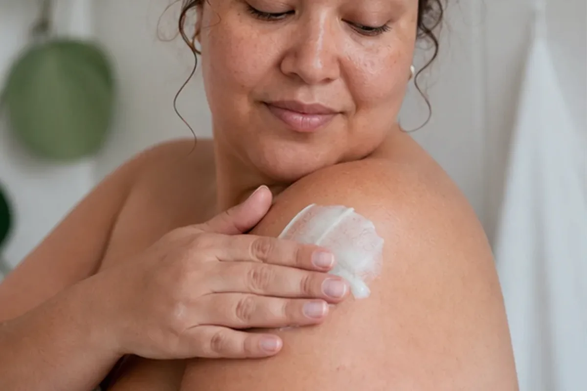 Redaktionelle Detailaufnahme zur Orientierung bei Body Butter bei Keratosis pilaris