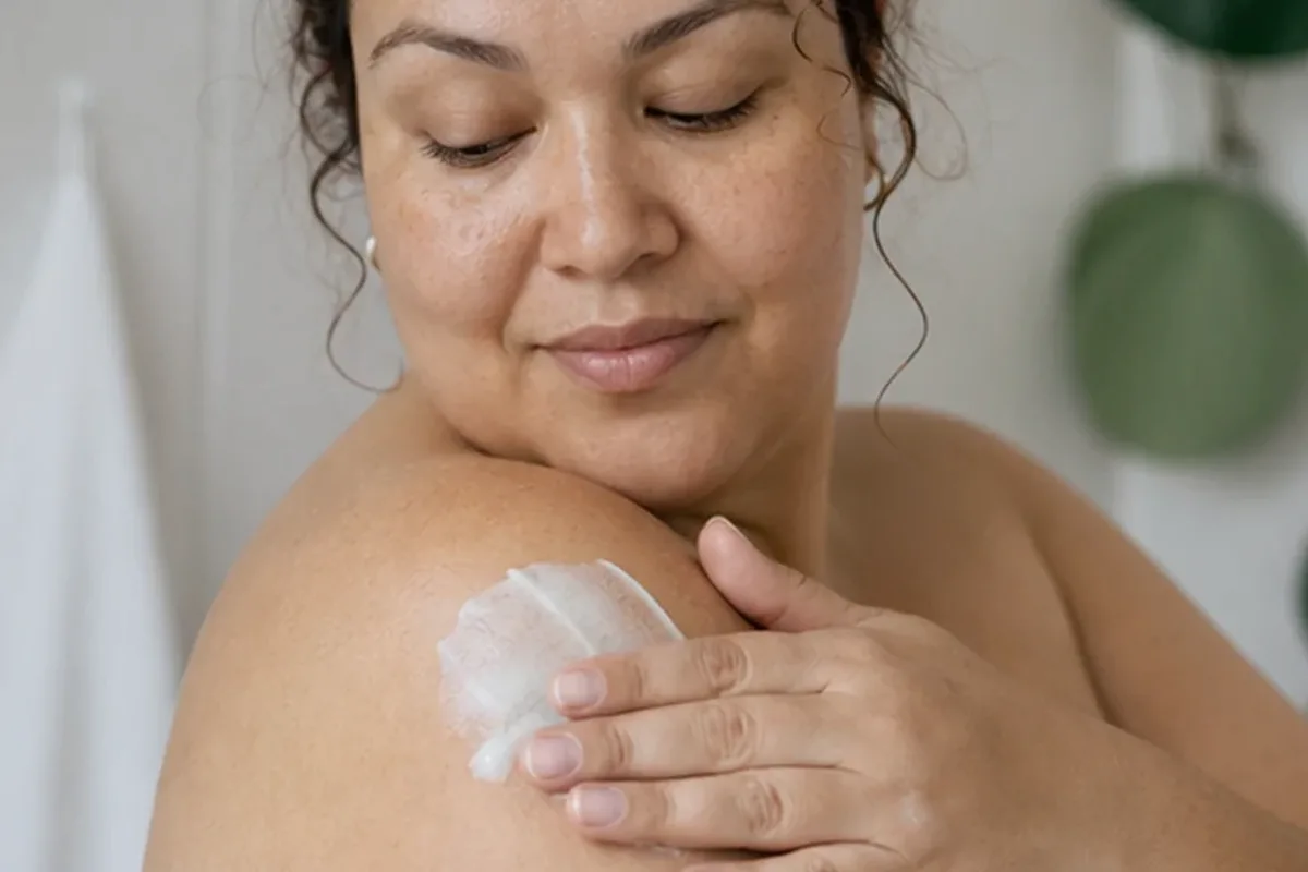 Redaktioneller Beauty-Moment zur Ausgangslage bei Duschgel für trockene Haut