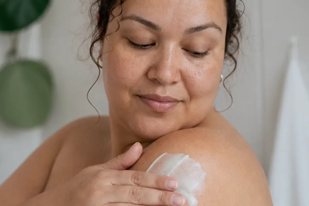 Redaktioneller Beauty-Moment zur Ausgangslage bei Hornhautpflege für empfindliche Haut