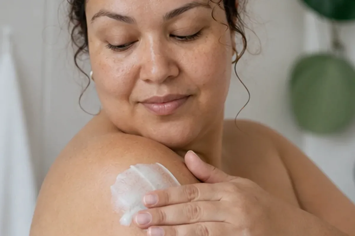 Redaktioneller Beauty-Moment zur Ausgangslage bei Selbstbräuner für empfindliche Haut