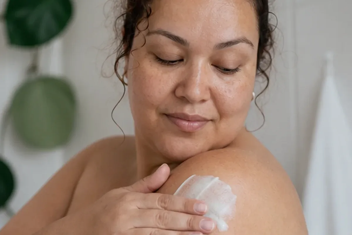 Authentische Beauty-Routine passend zum Thema Rasierhobel bei Rasurbrand