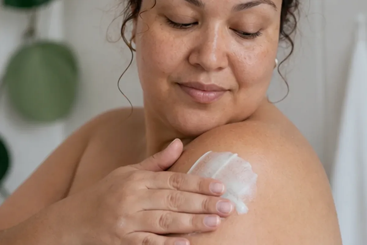 Redaktioneller Beauty-Moment zur Ausgangslage bei Bikinizonen-Trimmer für empfindliche Haut