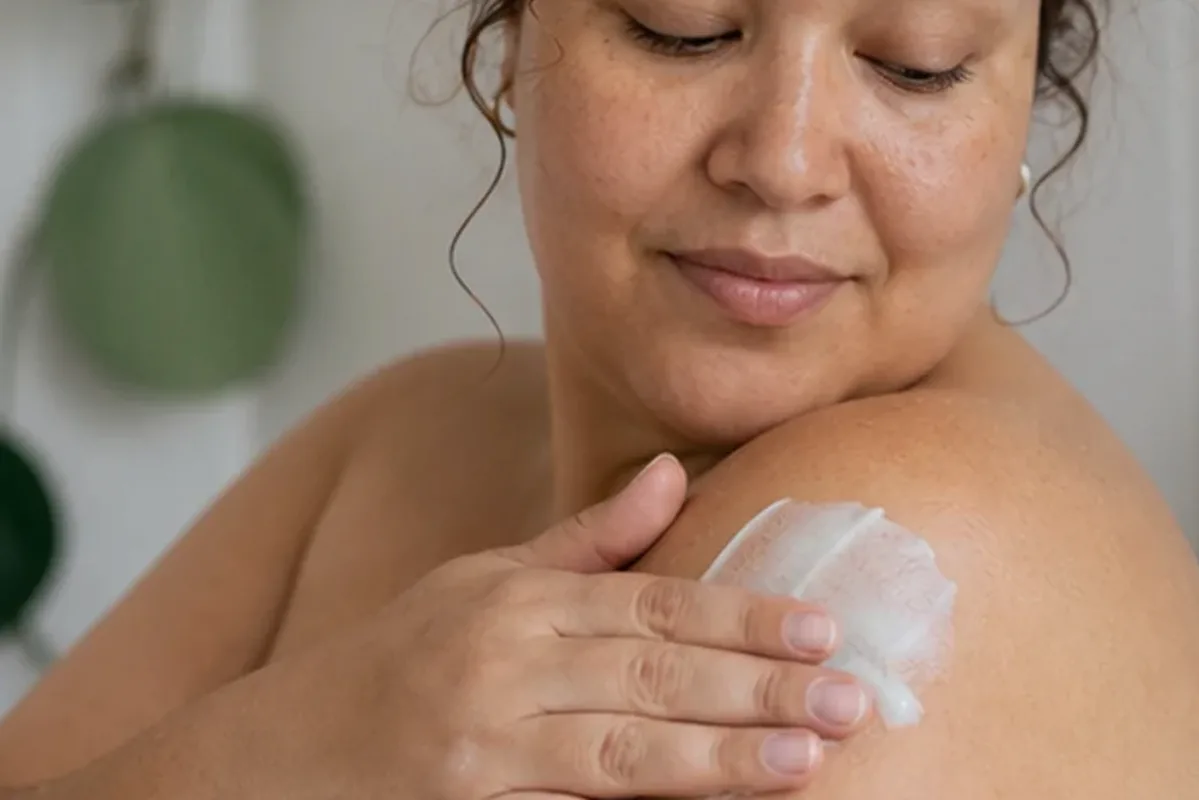 Authentischer Wohlfühlmoment passend zum Beauty-Thema IPL-Geräte für Einsteiger