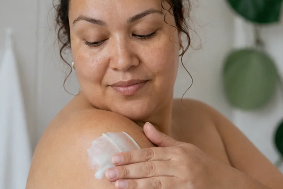 Authentische Beauty-Routine passend zum Thema Selbstbräuner für müde Füße