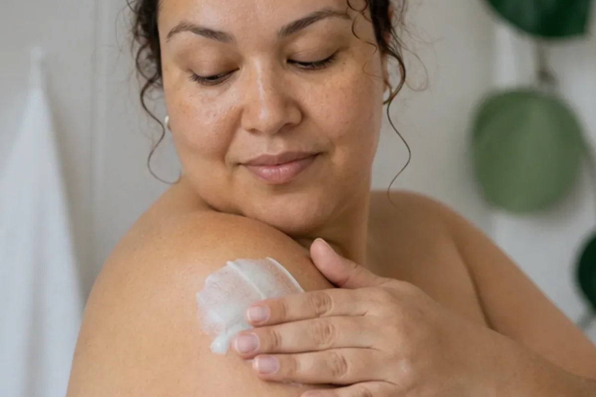 Authentische Beauty-Routine passend zum Thema Epilierer für empfindliche Haut