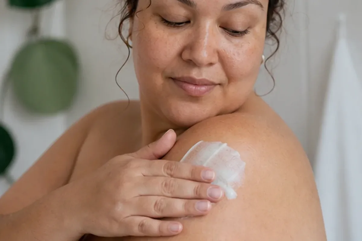 Authentische Beauty-Routine passend zum Thema Duschgel bei starkem Schwitzen