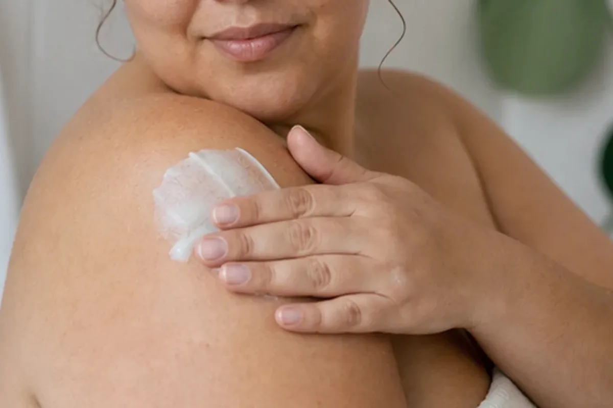 Emotionaler und authentischer Anwendungsmoment rund um IPL-Gerät für feine Haare