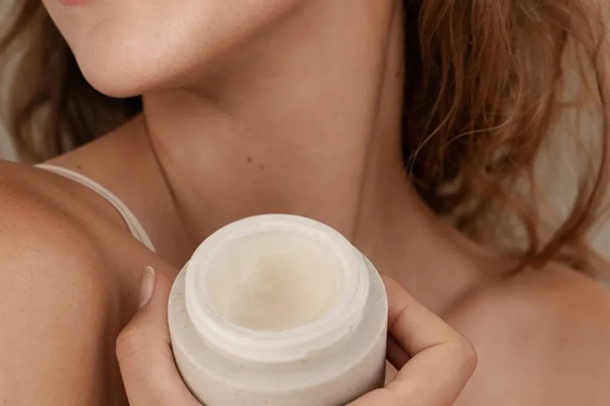 Hochwertige Beauty-Inszenierung zu Auswahlkriterien für Bartöl für empfindliche Haut