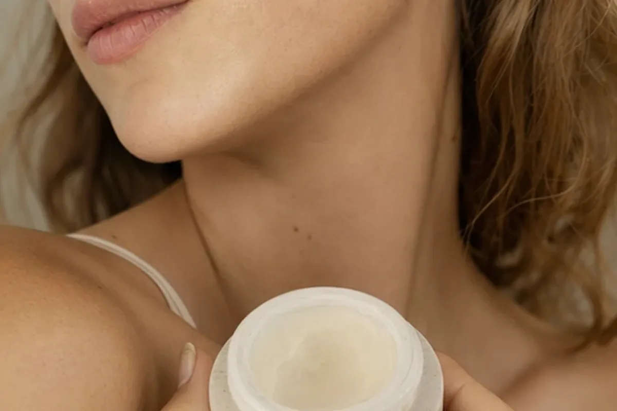 Redaktionelle Detailaufnahme zur Orientierung bei Bronzer für empfindliche Haut