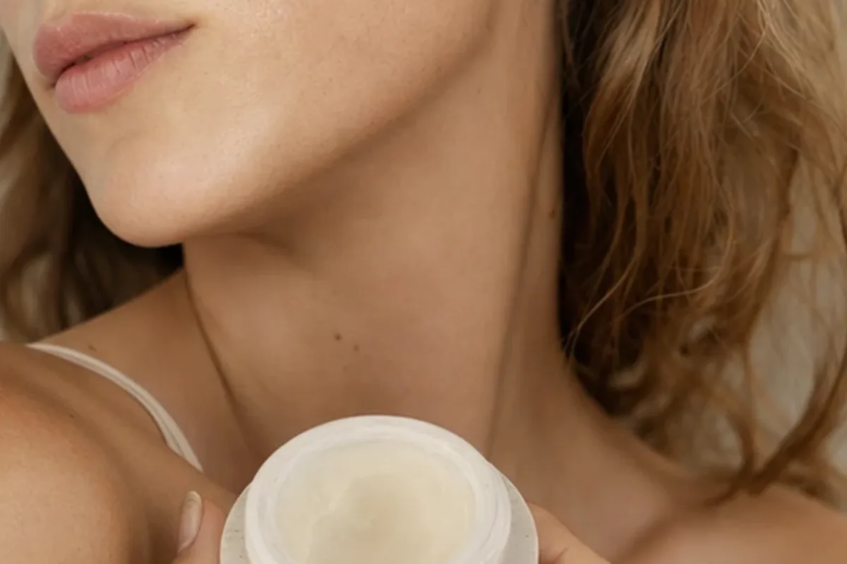 Hochwertige Beauty-Inszenierung zu Auswahlkriterien für Concealer für reife Haut