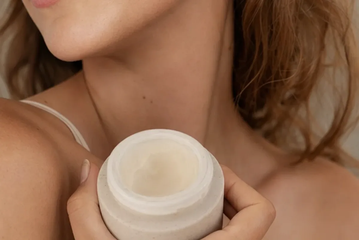 Hochwertige Beauty-Inszenierung zu Auswahlkriterien für Mascara für reife Haut