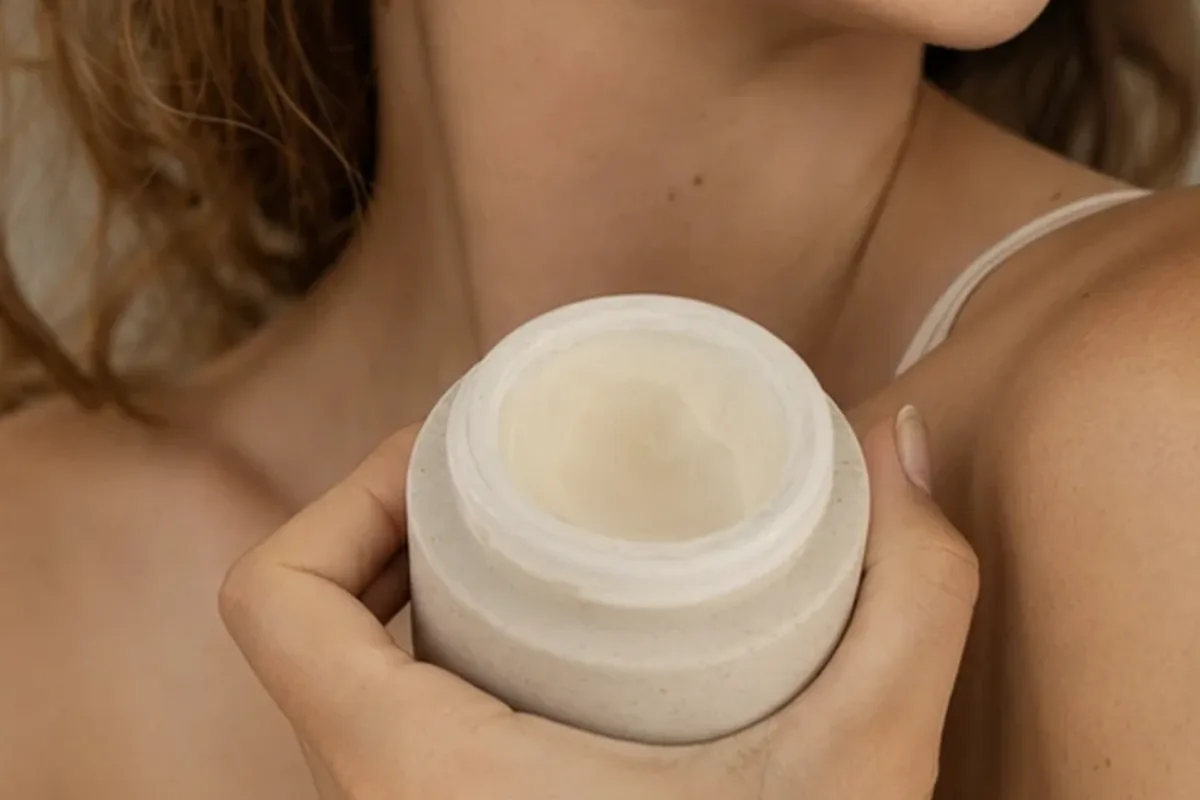 Hochwertige Beauty-Inszenierung zu Auswahlkriterien für Primer für empfindliche Haut