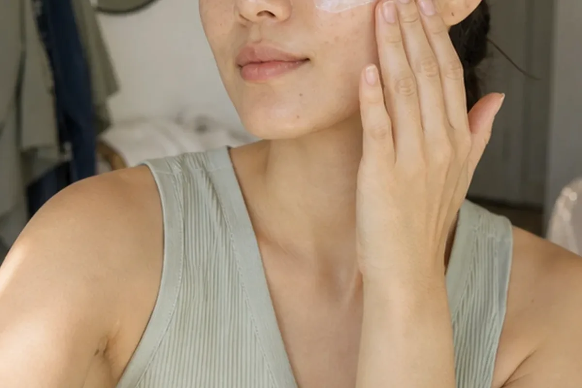 Redaktioneller Beauty-Moment zur Ausgangslage bei Hautbarriere-Pflege für Mischhaut